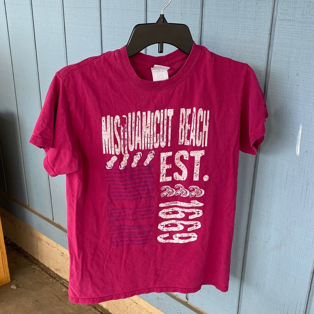 Gildan Misquamicut Beach Est T-Shirt